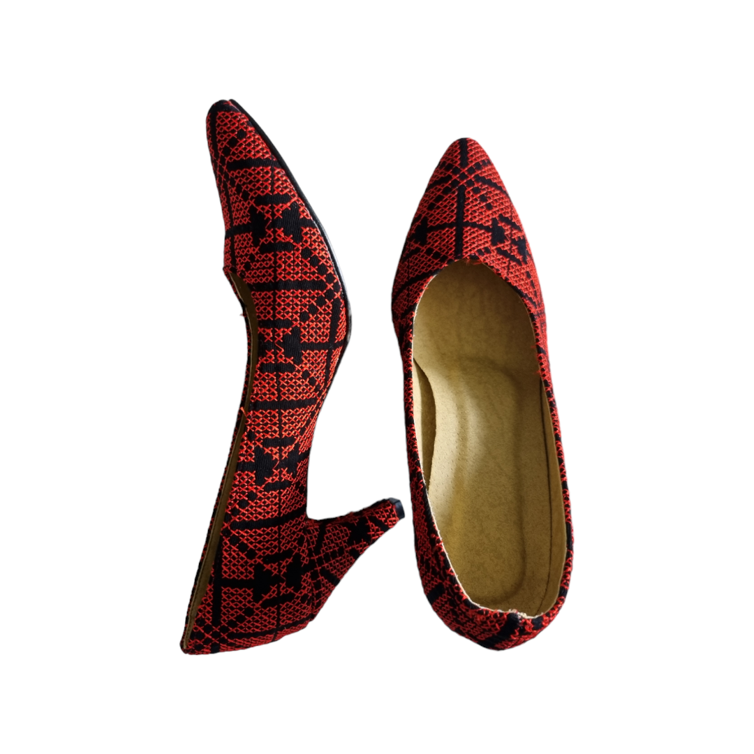 Embroidered heels 4