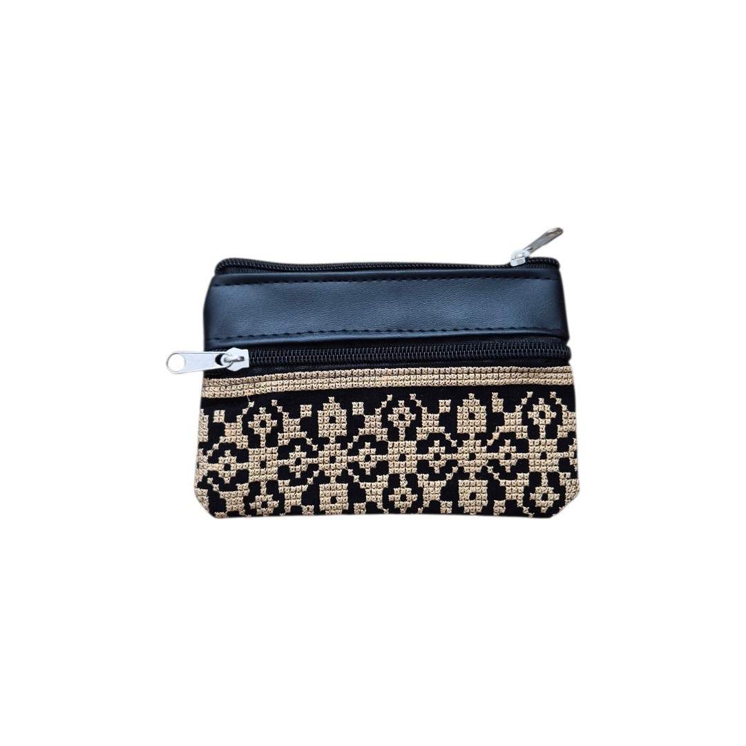 Embroidered_coin_purse_gold_tatreez